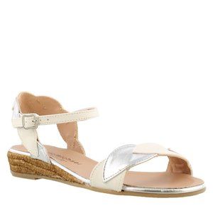 NEW Eric Michael Women Andi Silver White Leaf Scallop Slide Ankle Dress Sandal